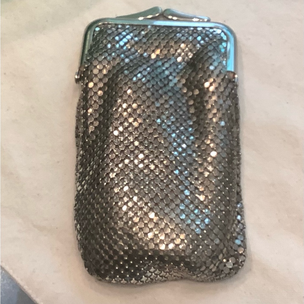 Vintage 1950s Whiting & Davis Silver Metallic Mesh Cigarette case.